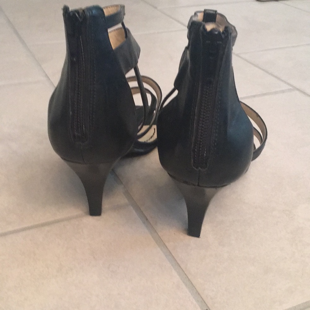 Sandals - Picture 3 of 3